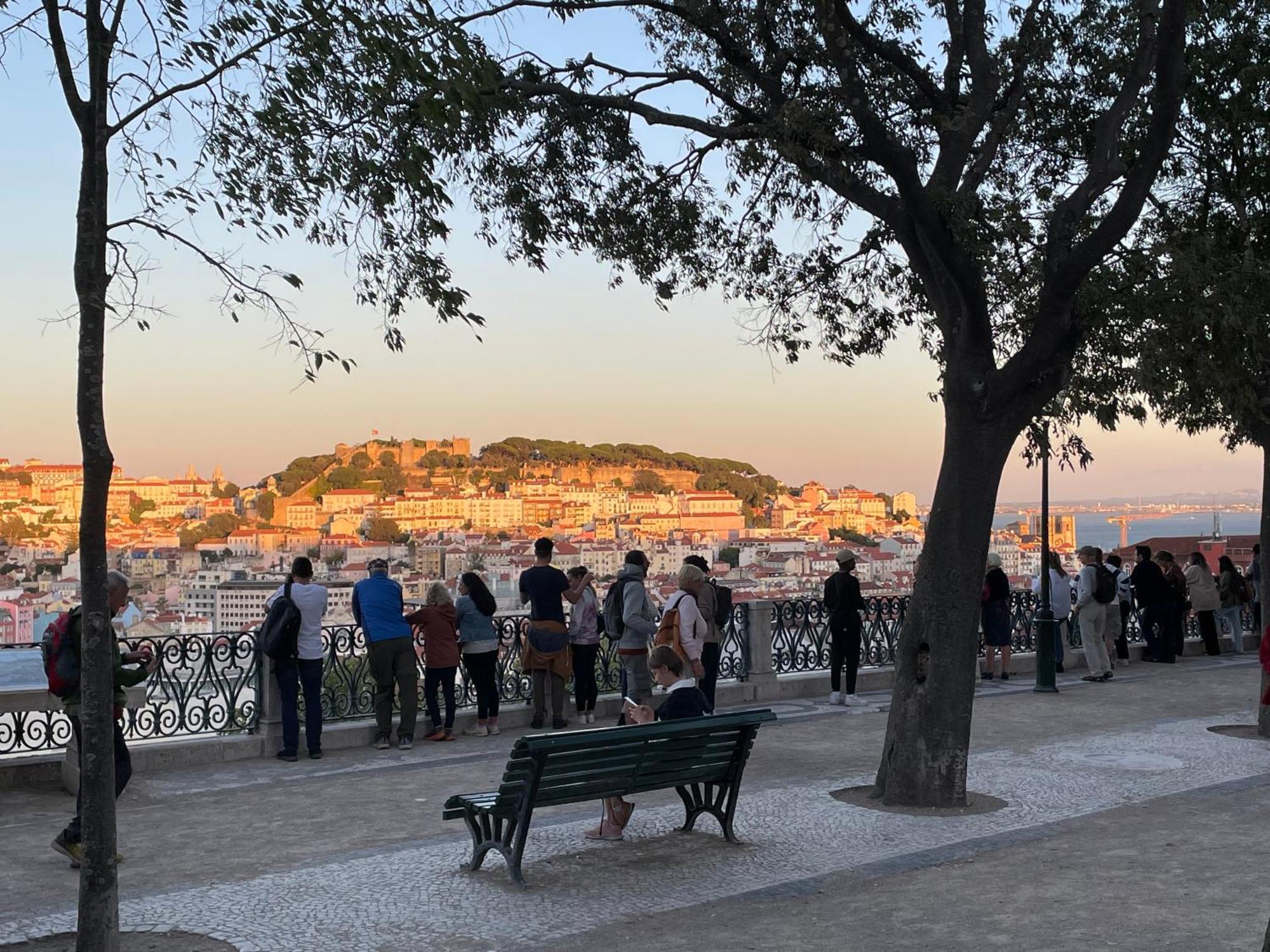 Cosy Apartment - Bairro Alto, Principe Real Lisbon Bagian luar foto
